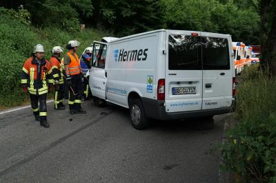 Schwerer Verkehrsunfall auf der K1001 Aidlingen Richtung Ehningen 